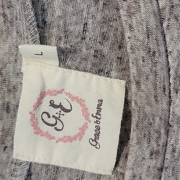 Grace & Emma Farmer's Daughter Top - Picture 2 of 4